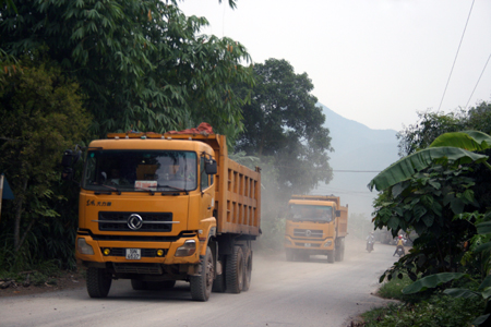 Quản lý khai thác các mỏ đá trên địa bàn huyện Yên Lập (tỉnh Phú Thọ): Vẫn còn nhiều “lỗ hổng”