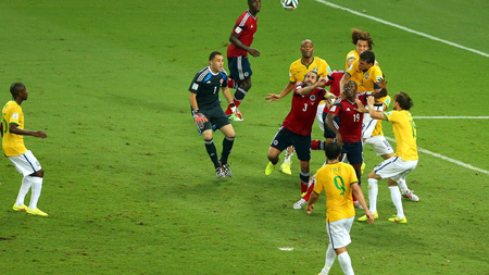Brazil là đội phạm lỗi nhiều nhất World Cup 2014