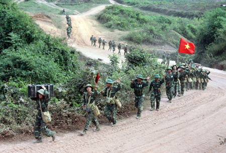 Lính Tây Nguyên diễn tập biển đảo