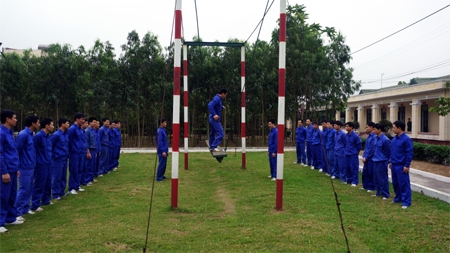 Bài 2: Phát huy mọi nguồn lực, tạo đồng thuận trong xây dựng nếp sống chính quy