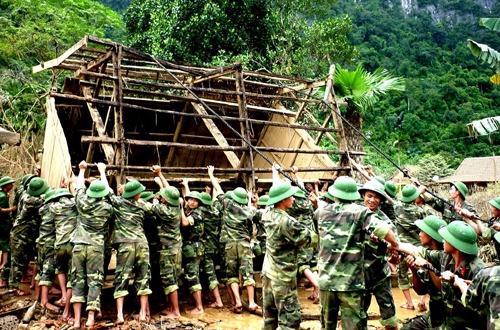 Quân khu 4: Tập trung xây dựng tiềm lực, tạo thế vững chắc về chiến lược