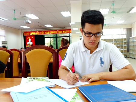 Thư về tòa soạn: Nghị lực của sinh viên Bế Văn Niệm