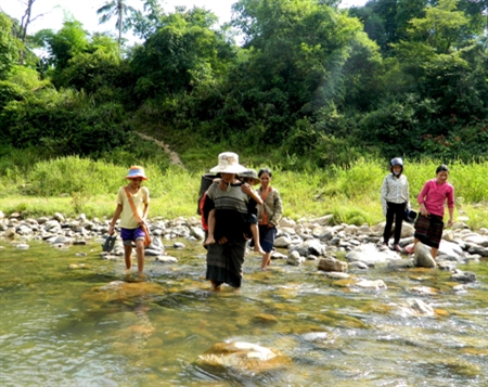 Bản Vôi mong một cây cầu