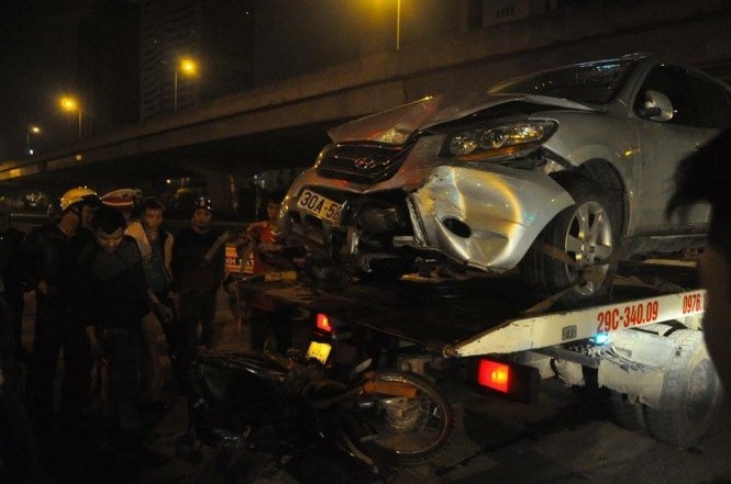 Hà Nội: Tai nạn liên hoàn trong đêm khiến 1 người tử vong, 3 người khác bị thương 