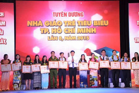 Thành đoàn TP Hồ Chí Minh tuyên dương 179 nhà giáo trẻ tiêu biểu