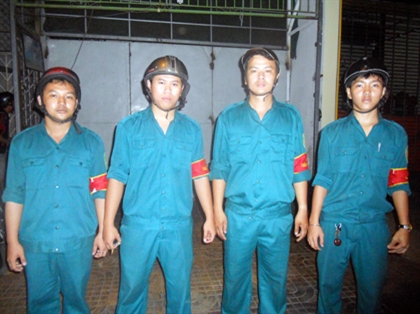 Dân quân dũng cảm bắt cướp