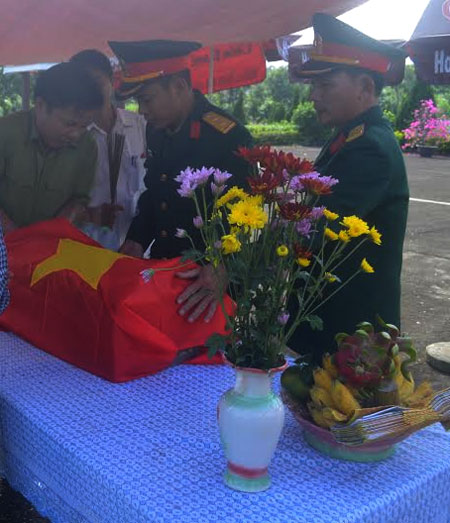 Thừa Thiên-Huế: Phát hiện 6 bộ hài cốt liệt sĩ trong vườn nhà dân