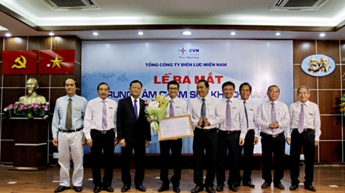 Tổng công ty Điện lực miền Nam ra mắt Trung tâm chăm sóc khách hàng