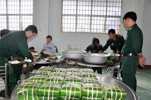 Chương trình “Bánh chưng xanh vì người nghèo”