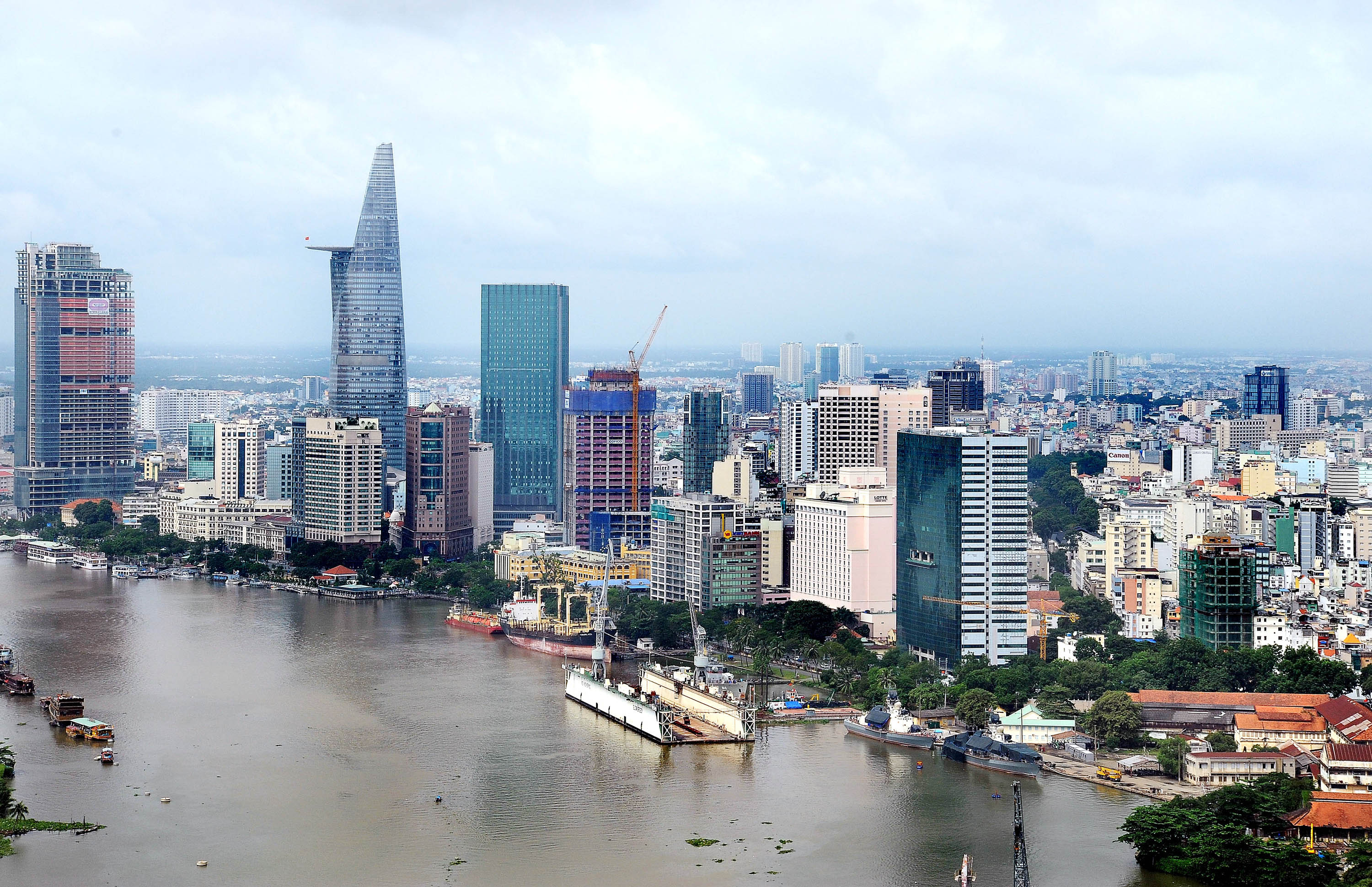 Xứng danh thành phố anh hùng, văn minh, hiện đại