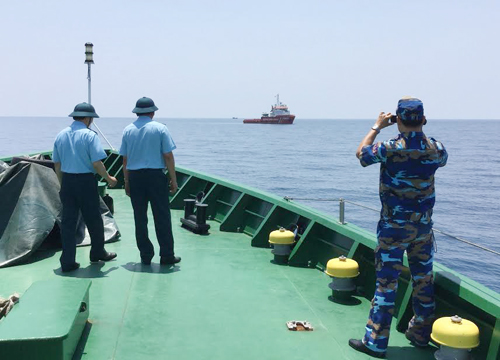 Tiếp tục tìm kiếm phi công và máy bay bị nạn với nỗ lực cao nhất