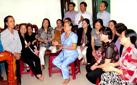 Áng thơ nâng bước quân hành