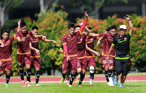 Bất chấp nắng nóng, U23 Việt Nam vẫn “luyện công”