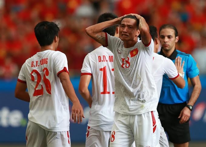 Bóng đá nam lại tan giấc mơ vàng