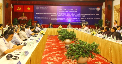 Xây đảo nhân tạo ở Biển Đông và hệ lụy khó lường