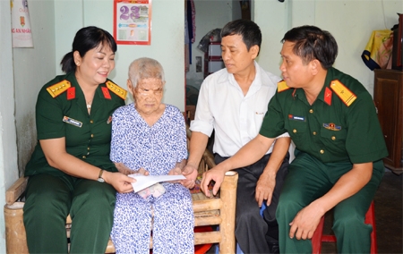 Niềm vui của mẹ Tường