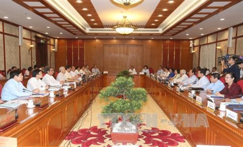 Bộ Chính trị cho ý kiến việc chuẩn bị Đại hội Đảng bộ TP Hồ Chí Minh nhiệm kỳ 2015-2020