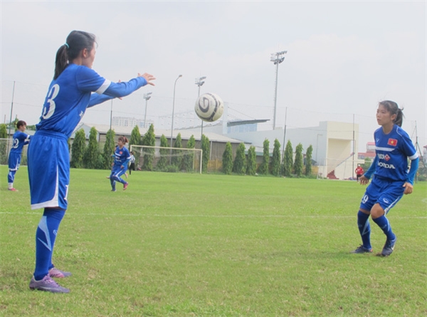 ĐT bóng đá nữ lên đường dự vòng loại thứ 2 Olympic Rio 2016