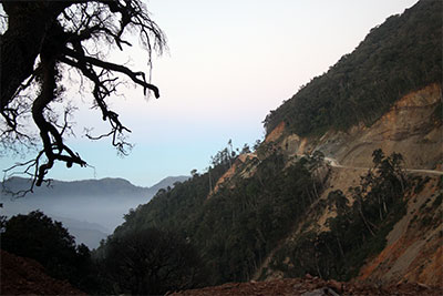 Mở đường xuyên “nóc nhà” Trường Sơn