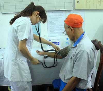 Người già và trẻ nhỏ không chủ quan trong những ngày rét