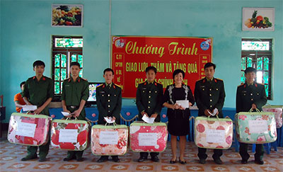 Gắn kết như tình quân - dân