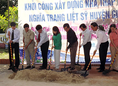 Xây Nhà tháp chuông Nghĩa trang Liệt sĩ Gio Linh