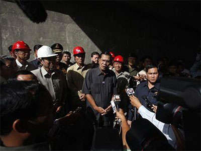 Cam-pu-chia khuyến cáo bên ngoài không can thiệp vào các vấn đề nội bộ