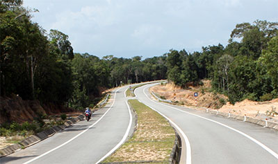 Lính thợ Trường Sơn mở đường nơi đảo ngọc