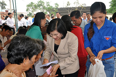 Đẩy mạnh xã hội hóa, chăm lo, hỗ trợ thiết thực