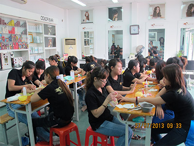 Mở tương lai cho những mảnh đời bất hạnh