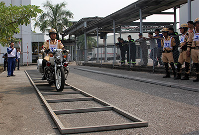 Tập huấn lái xe an toàn cho Cảnh sát giao thông