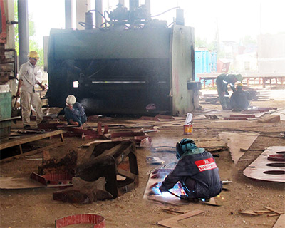 Vượt khó, tìm hướng đi thích hợp