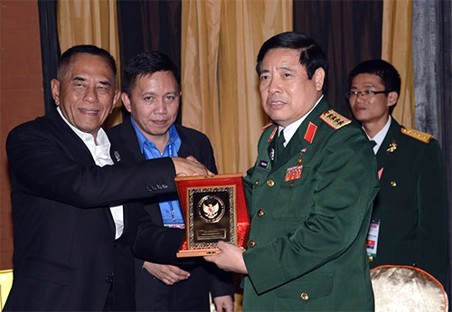 Ba-gan - sắc màu thân thiện