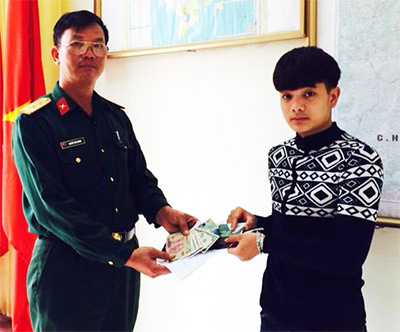 Cảm ơn chú bộ đội tốt bụng!
