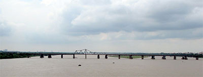 Tìm phương án bảo tồn cầu Long Biên   