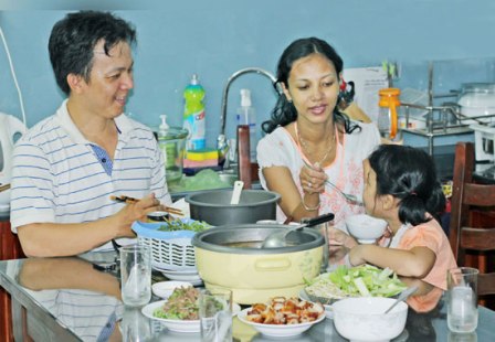 Bữa ăn gia đình: Gốc của sức khỏe và sự gắn kết