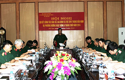 Sớm có quy chế hỗ trợ gia đình hiếm muộn trong quân đội