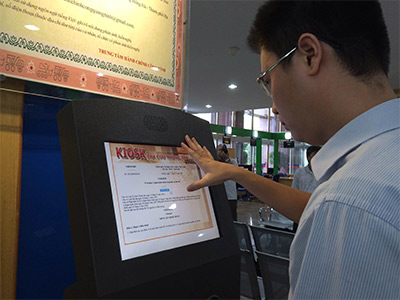 Đơn giản hóa thủ tục hành chính nhờ “chính quyền điện tử”