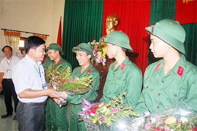 Hà Nội: Thanh niên nhập ngũ từ trung học trở lên chiếm 40,1%
