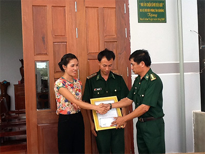 Bộ đội Biên phòng Đắc Nông bàn giao nhà mái ấm chiến sĩ