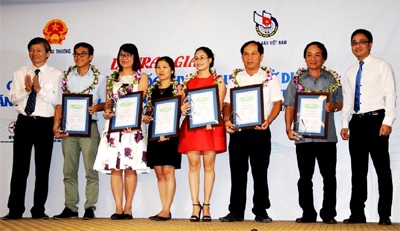 Trao giải báo chí tuyên truyền tiết kiệm năng lượng