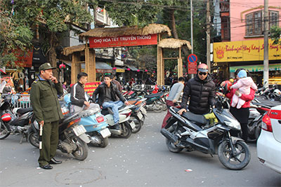 Dịch vụ gửi xe “chặt chém”