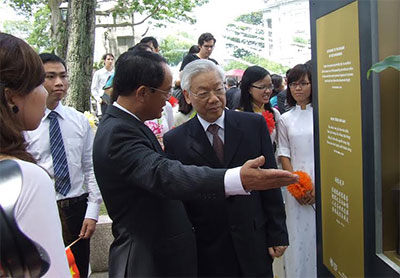 “Nghe tiếng giã gạo” ở Xin-ga-po