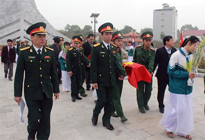 Nghệ An an táng 48 hài cốt liệt sĩ hy sinh tại Lào