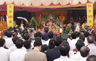 Bài 1: Giá trị lịch sử, truyền thống, văn hóa của lễ hội