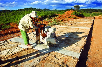 Bài 2: Vì sao luật chưa đi vào cuộc sống?