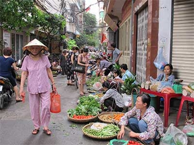 Giải tỏa chợ “cóc”, chợ tạm tại Hà Nội: Cần giải pháp đồng bộ