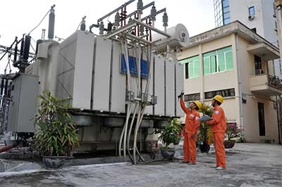 Điện - Căng thẳng trong những ngày nắng nóng