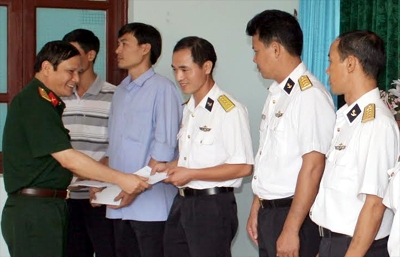 Tiếp thêm động lực vượt khó 