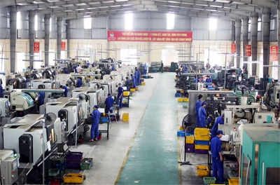 Phát triển kinh tế để duy trì và nâng cao năng lực sản xuất quốc phòng là nhiệm vụ trọng tâm, xuyên suốt